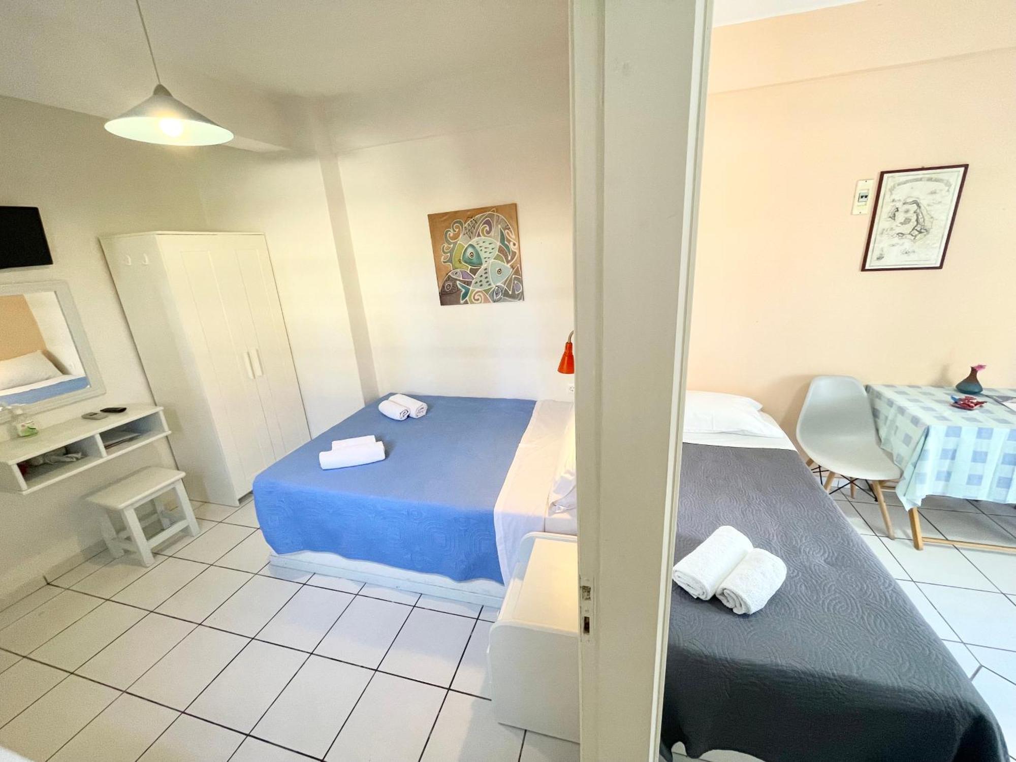 Asterias Mini Coastal Apartments เปริโวลอส ภายนอก รูปภาพ