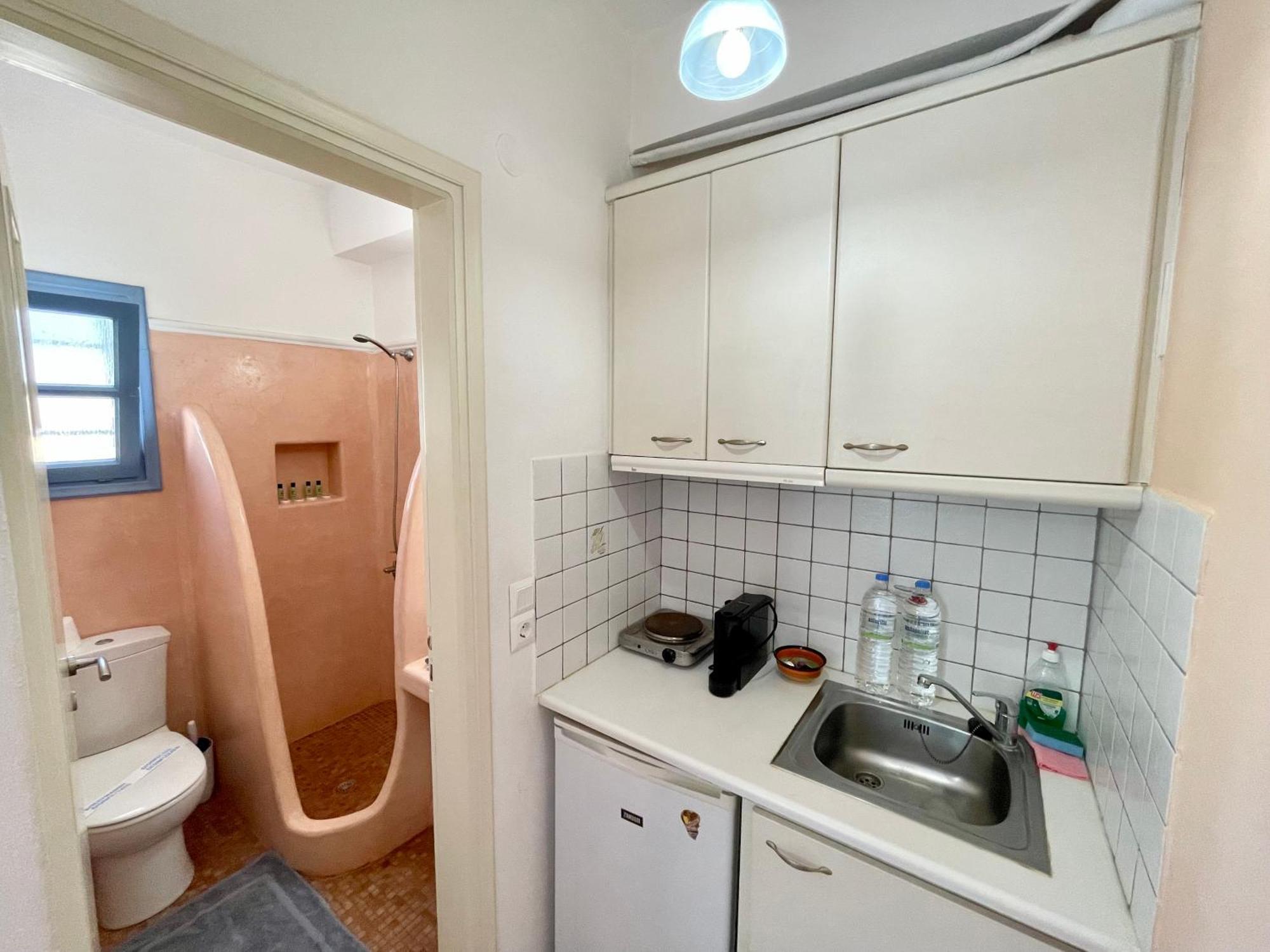 Asterias Mini Coastal Apartments เปริโวลอส ภายนอก รูปภาพ